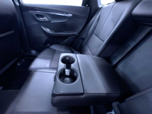 Used 2016 Chevrolet Impala LT image 35