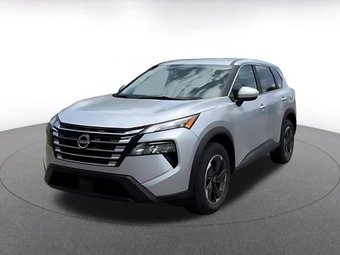 Used 2025 Nissan Rogue SV AWD/4WD image 7