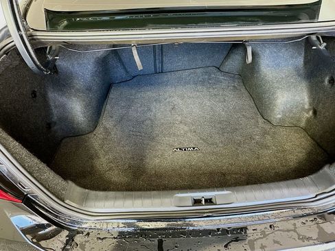 Used 2017 Nissan Altima 2.5 SL w/ 2.5 Technology Package image 25