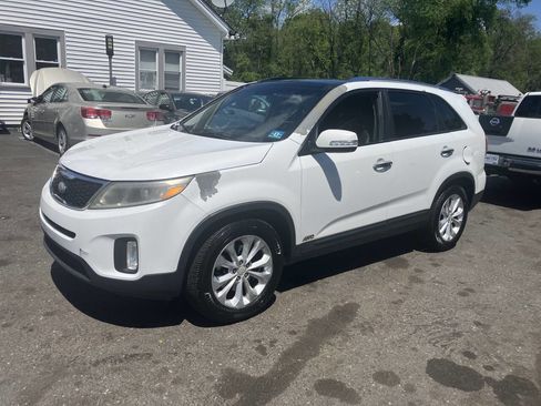 Used 2014 Kia Sorento EX w/ EX V6 Touring Package AWD/4WD image 11
