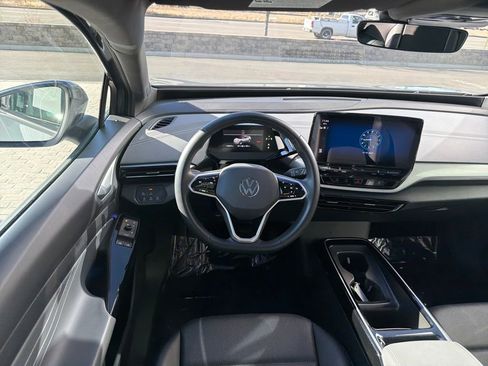 Certified 2023 Volkswagen ID.4 Pro S image 16