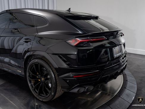 Used 2024 Lamborghini Urus S image 15