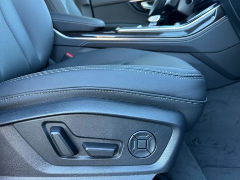 New 2026 Audi Q8 Premium Plus image 25