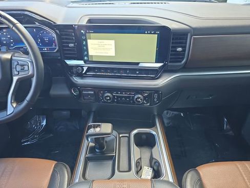 Certified 2024 Chevrolet Silverado 1500 High Country image 13