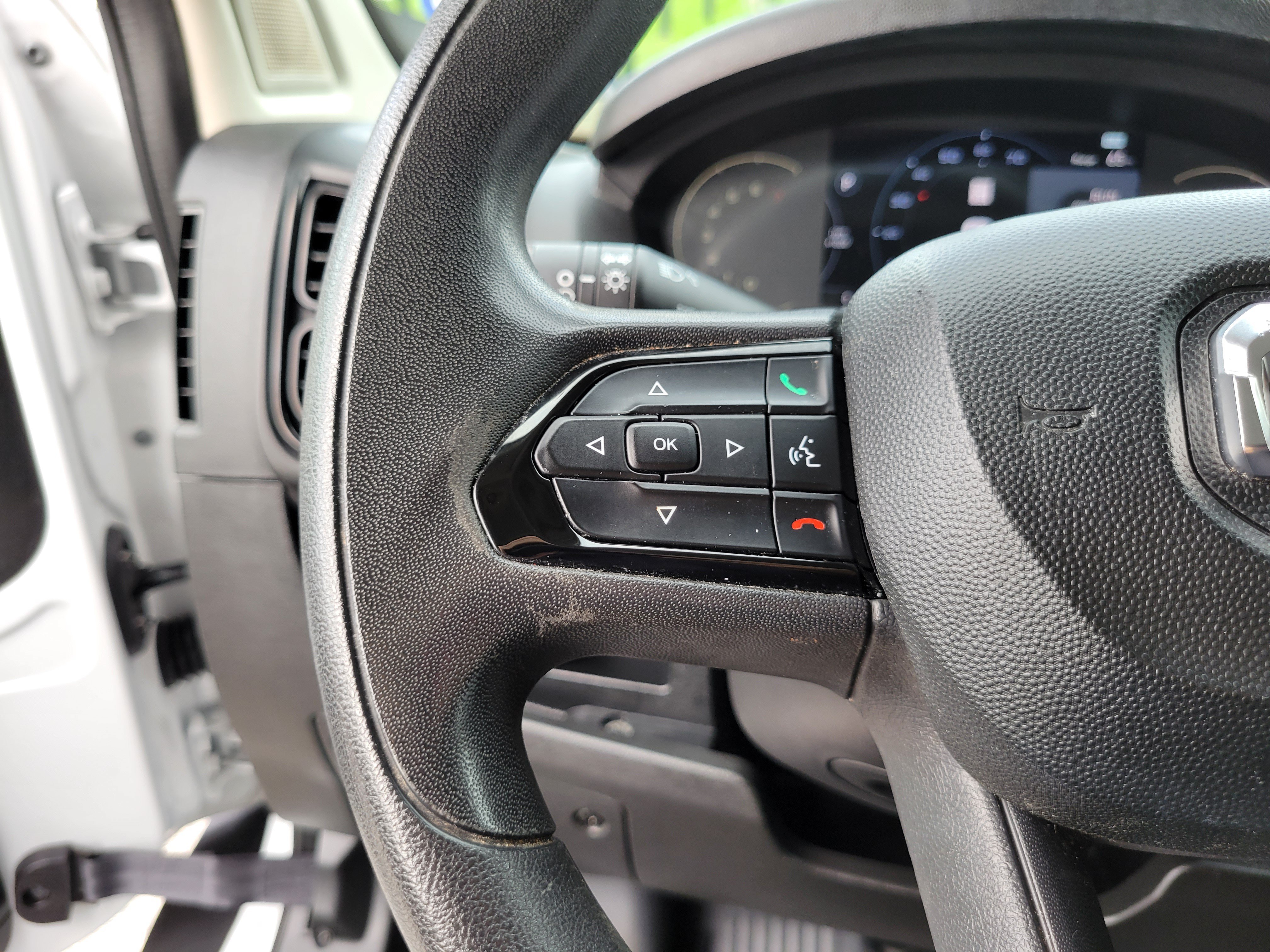 Used 2025 RAM ProMaster 2500 w/ U-Haul Equipment Group FWD image 16