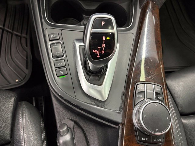 Used 2017 BMW 330i xDrive Sedan AWD/4WD image 40