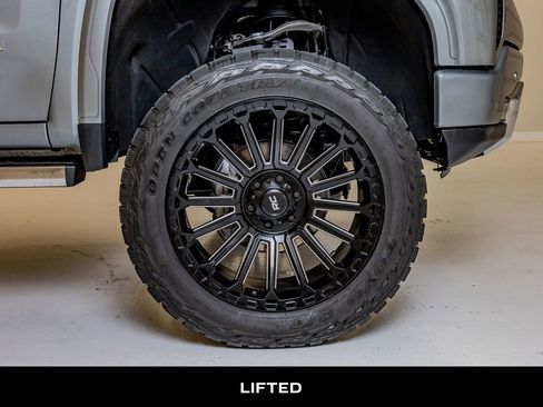 Used 2023 GMC Sierra 1500 Denali w/ Denali Reserve Package image 11