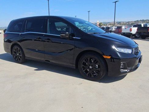 Used 2026 Honda Odyssey Sport-L image 2