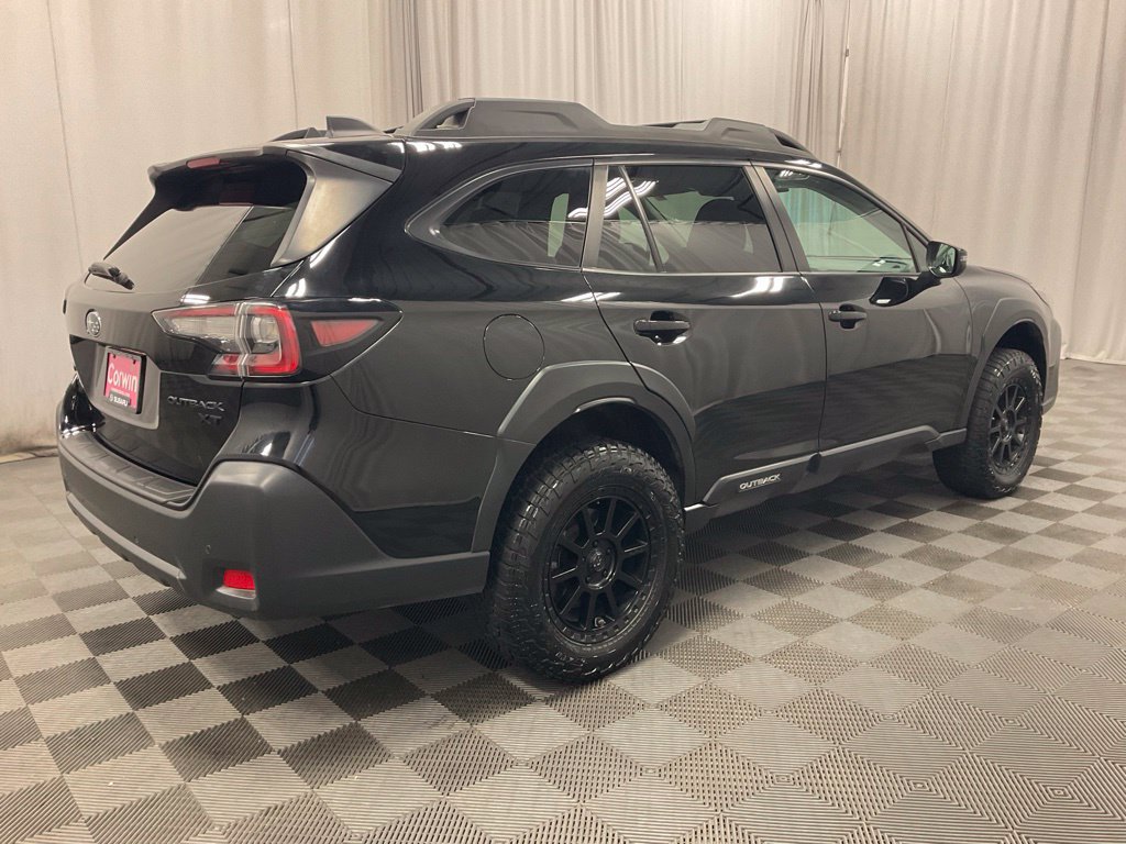 Used 2024 Subaru Outback Onyx Edition XT AWD/4WD image 2