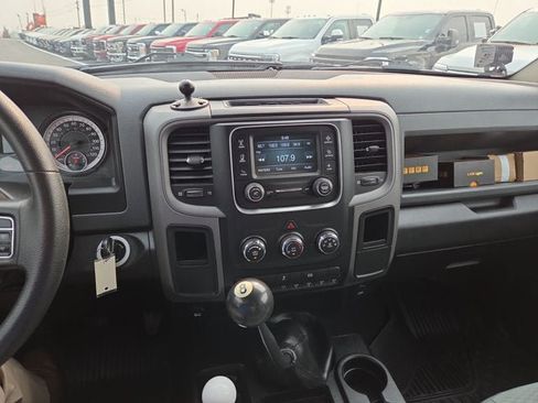 Used 2018 RAM 2500 Tradesman w/ Chrome Appearance Group AWD/4WD image 15