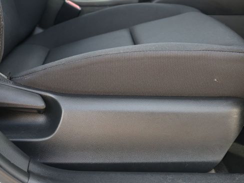 Used 2024 Toyota Corolla LE image 27