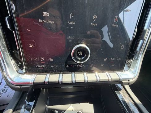 New 2026 GMC Yukon XL Elevation AWD/4WD image 16