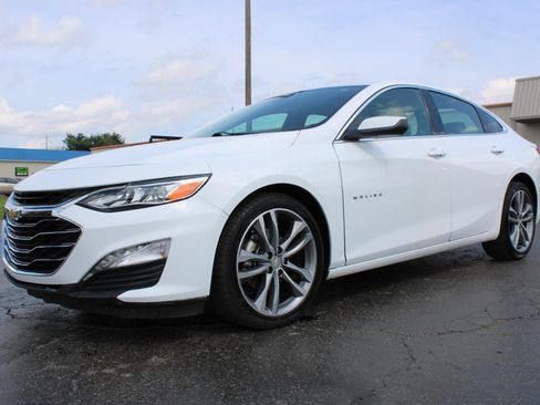 Used 2024 Chevrolet Malibu LT image 12