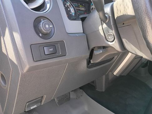 Used 2013 Ford F150 XLT w/ Luxury Equipment Group image 17