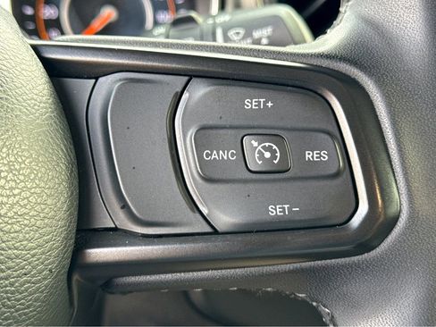 Certified 2023 Jeep Wrangler Unlimited Sport image 17