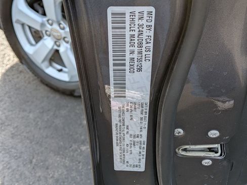 Used 2021 Jeep Compass Latitude w/ Convenience Group image 12