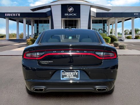 Used 2023 Dodge Charger SXT RWD image 5