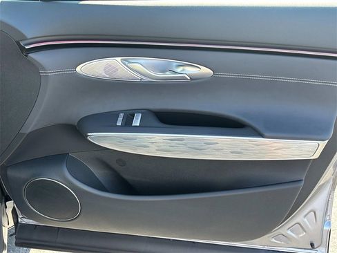 New 2026 Genesis Electrified GV70 image 21