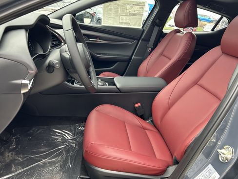 New 2026 MAZDA MAZDA3 Carbon image 23