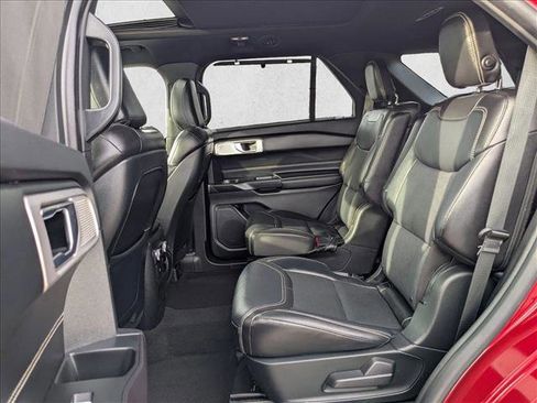 Used 2020 Ford Explorer ST w/ ST Street Pack image 22