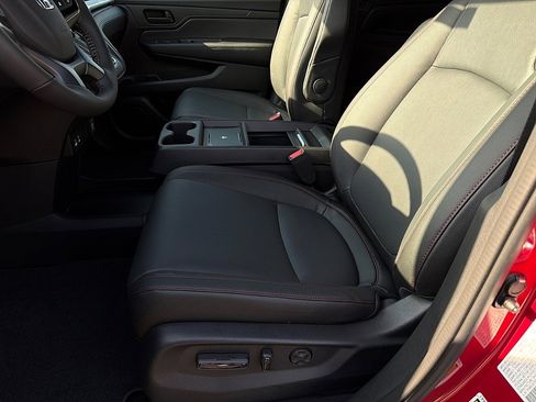New 2026 Honda Odyssey Sport-L image 9