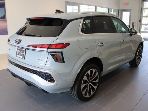 New 2026 Audi Q3 quattro 2.0T AWD/4WD image 18