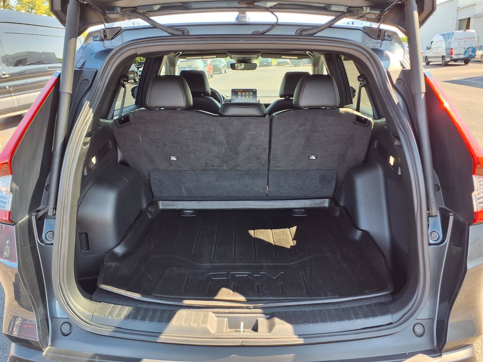 Used 2023 Honda CR-V Sport Touring image 10