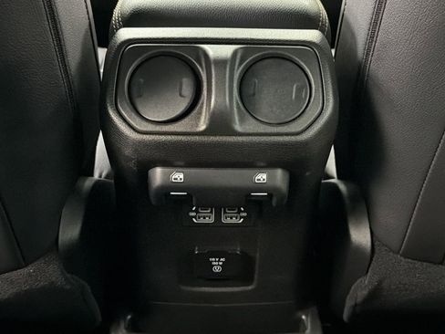 Used 2025 Jeep Wrangler Unlimited Sahara w/ Safety Group AWD/4WD image 34