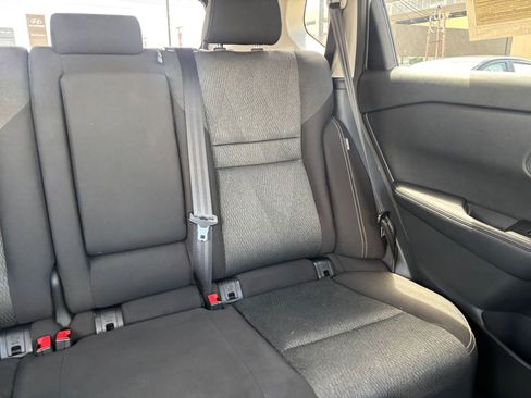 Used 2025 Nissan Rogue SV FWD image 39