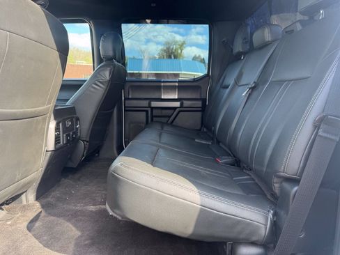 Used 2018 Ford F150 XLT w/ Equipment Group 302A Luxury AWD/4WD image 8
