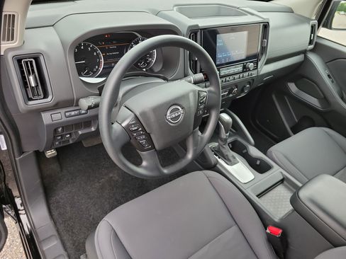 Used 2026 Nissan Frontier S w/ Tow Package AWD/4WD image 8