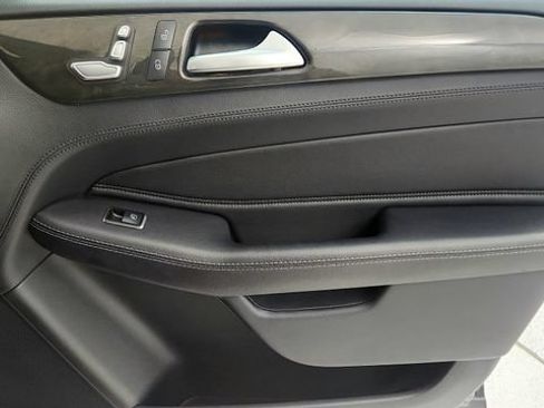Used 2016 Mercedes-Benz GLE 400 4MATIC image 39