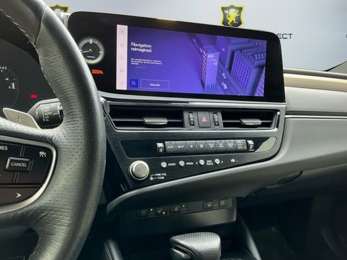 Used 2023 Lexus ES 300h F Sport w/ Accessory Package (Z2) image 14