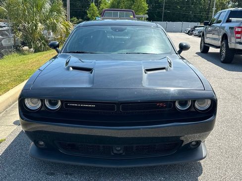 Used 2015 Dodge Challenger R/T Scat Pack w/ Leather Interior Group RWD image 2