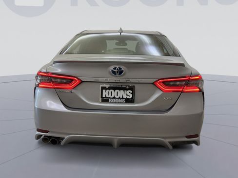 Used 2023 Toyota Camry XSE w/ Cold Weather Package image 10