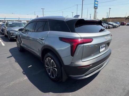 Certified 2025 Chevrolet Blazer EV LT w/ Super Cruise Package AWD/4WD image 4