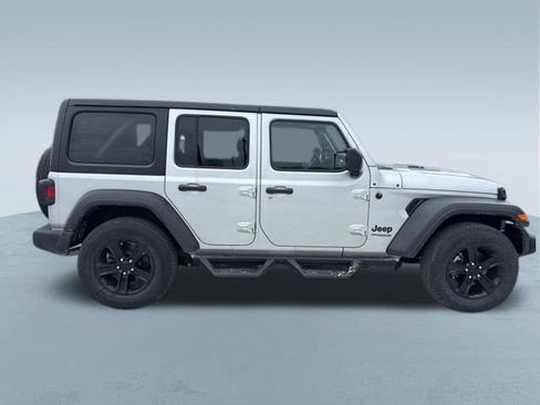 Used 2022 Jeep Wrangler Unlimited Sport image 6