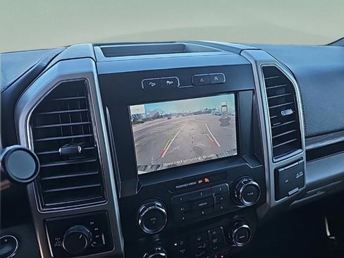 Used 2019 Ford F150 Lariat image 27