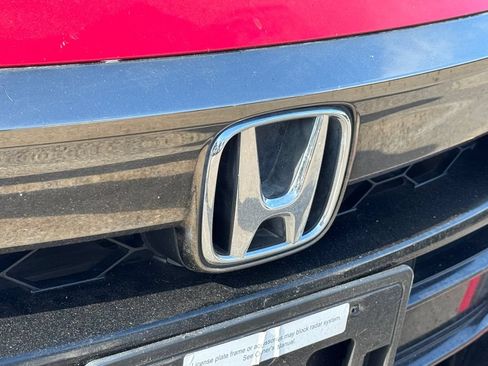 Used 2018 Honda Accord Sport image 12