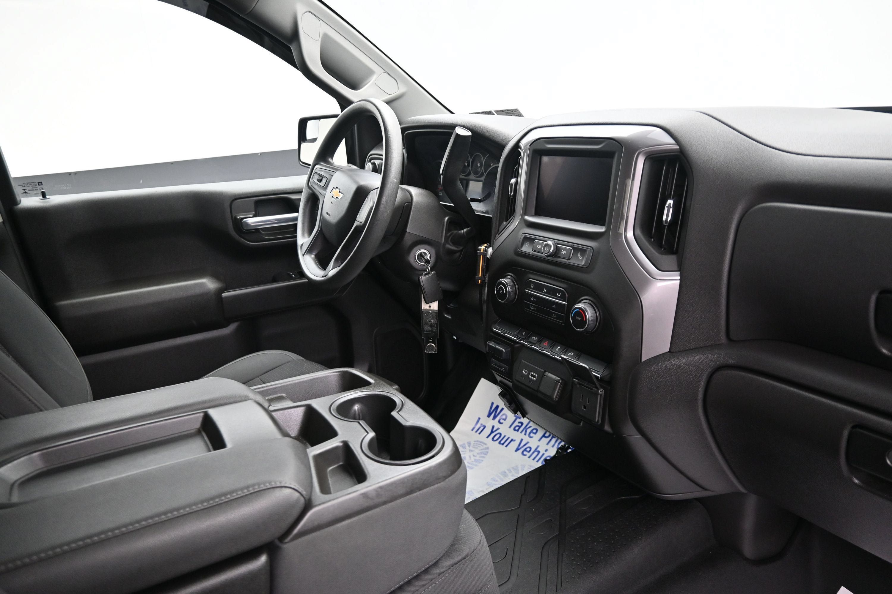Used 2021 Chevrolet Silverado 1500 Custom AWD/4WD image 28