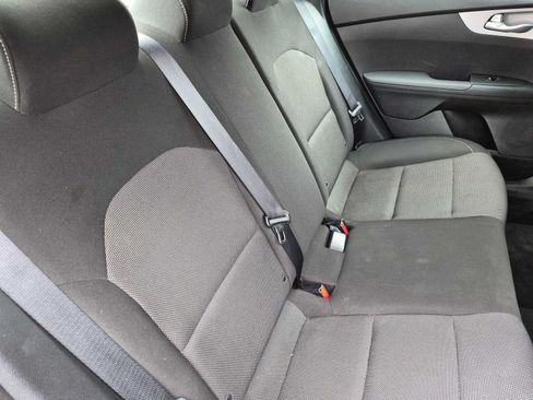 Certified 2024 Kia Forte LXS FWD image 14
