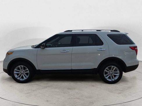 Used 2012 Ford Explorer XLT AWD/4WD image 8