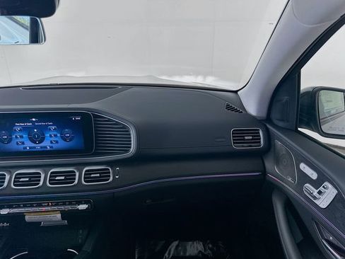 New 2026 Mercedes-Benz GLS 450 4MATIC image 24