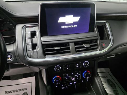 Used 2021 Chevrolet Suburban LT AWD/4WD image 13