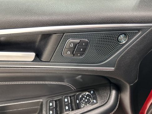 Certified 2024 Ford Edge Titanium AWD/4WD image 16