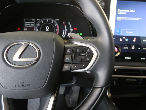 Used 2023 Lexus RX 350 Premium image 14