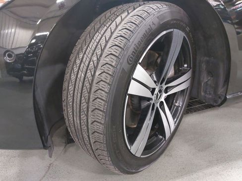 Used 2023 Mercedes-Benz C 300 4MATIC Sedan image 35