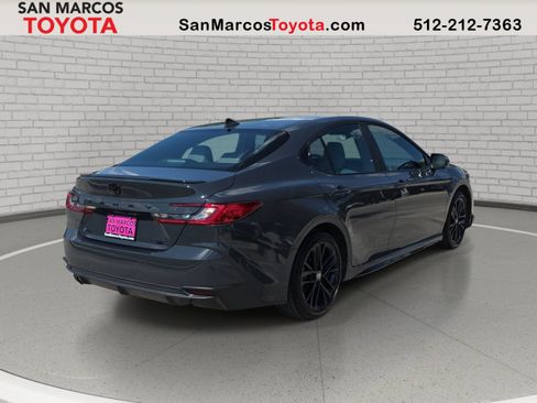 Used 2026 Toyota Camry SE w/ Convenience Package FWD image 6