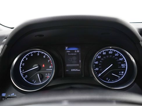 Used 2019 Toyota Camry LE FWD image 24
