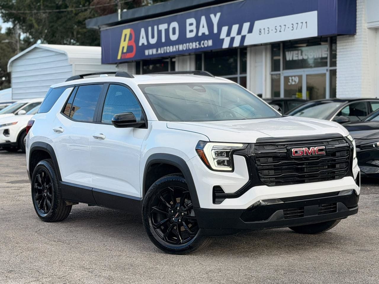 Used 2026 GMC Terrain Elevation w/ Elevation Premium Package FWD image 5